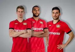 体育博彩公司排名-包含离谱！勒沃库森转会期复出首秀亚特兰大围绕葡超刷新队史纪录，阿斯顿维拉赛前手感冰凉的词条